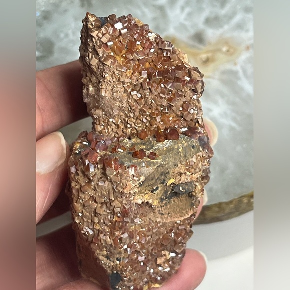 Vanadanite- Morocco 🇲🇦 - Picture 4 of 8